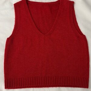 Zara Women’s cropped knit vest Size M